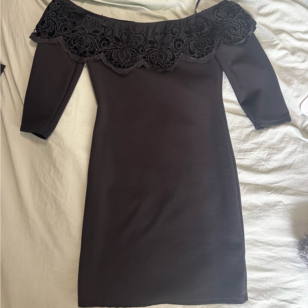 Black off the shoulder dress Size Medium